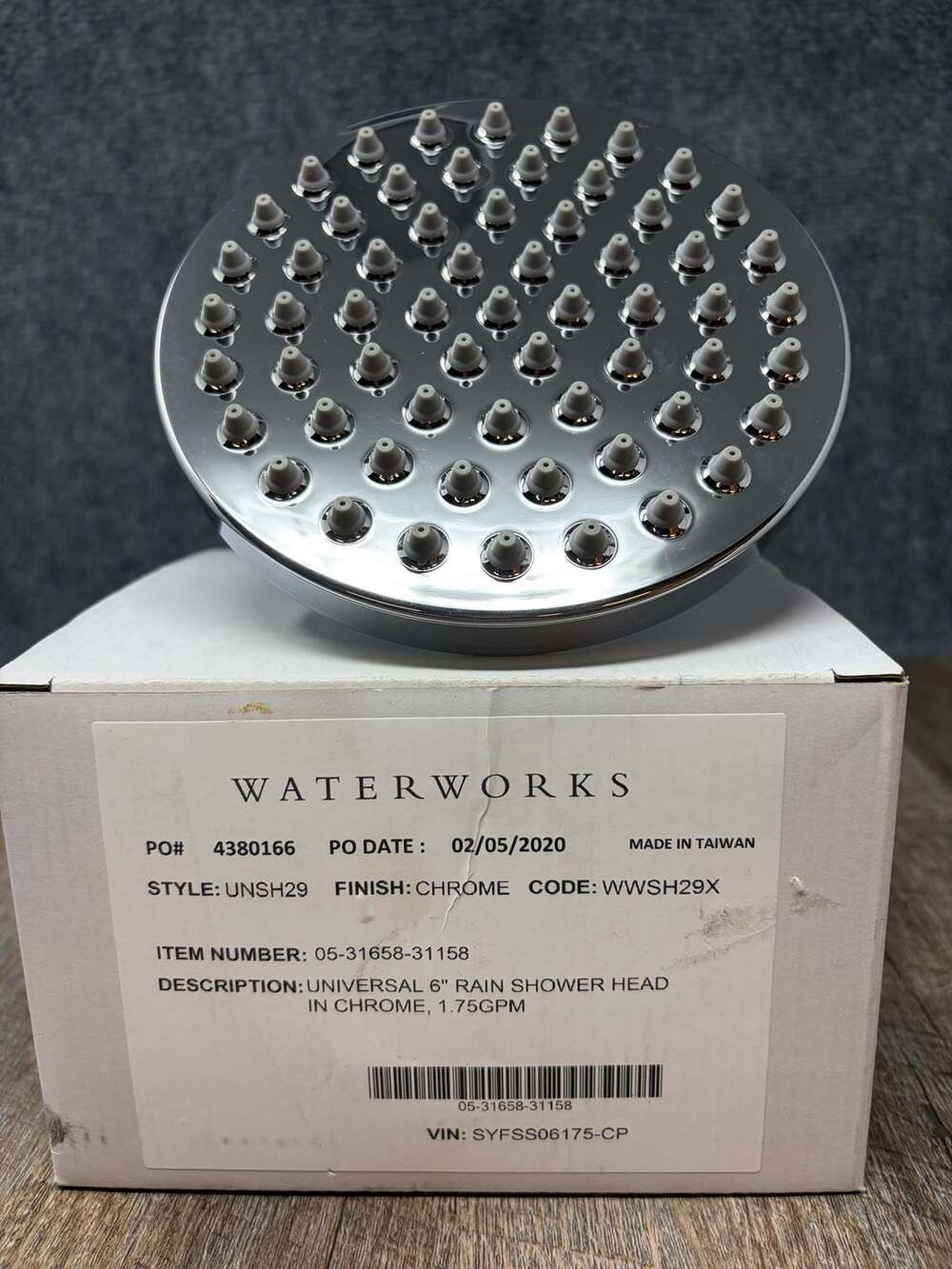 Waterworks Universal 6"Rain Shower Head in Chrome, 1.75GPM Style UNSH29 open box